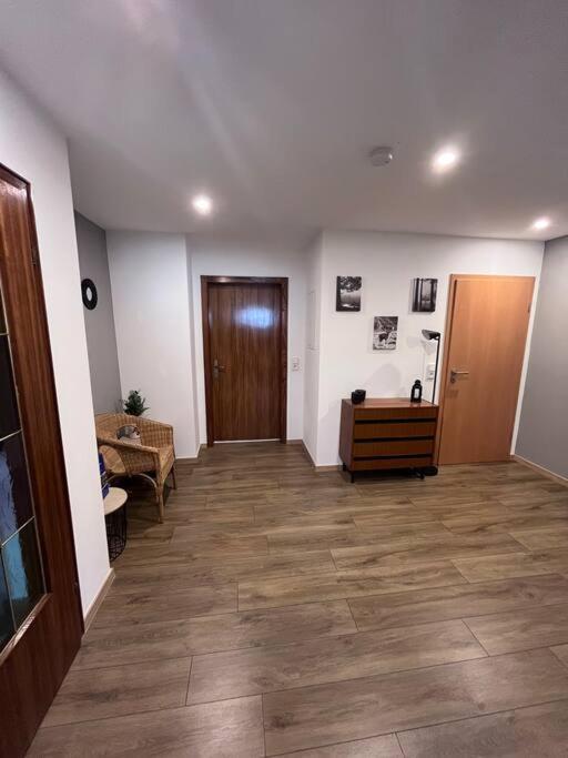 Modern Und Rustikal Mit Kamin Ferienwohnung Kohlert Бад Берлебург Екстериор снимка